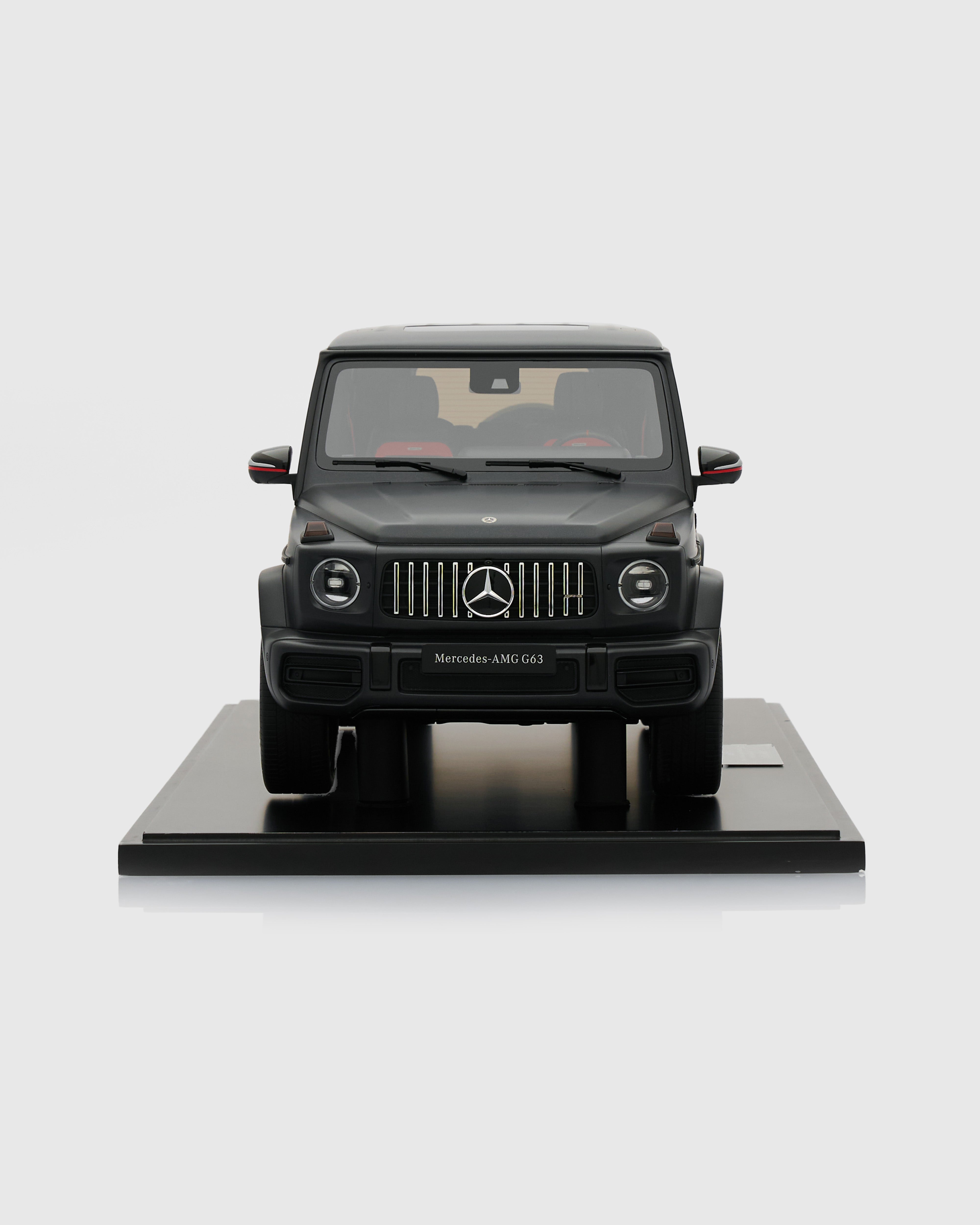 Mercedes AMG G63 2018 Edition 1 Matte Black 1:8 scale model angled view showing sculptural design and realistic features
