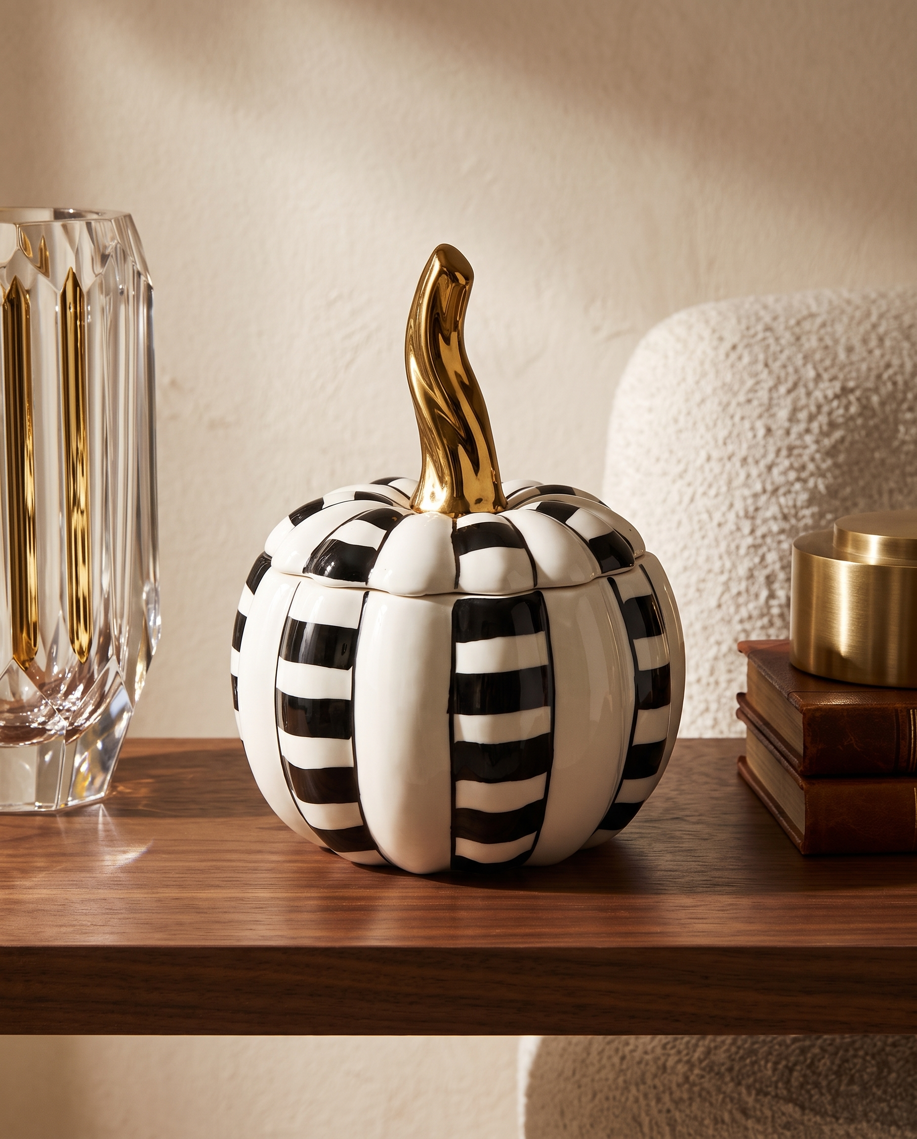 Nero Pumpkin Jar Decor