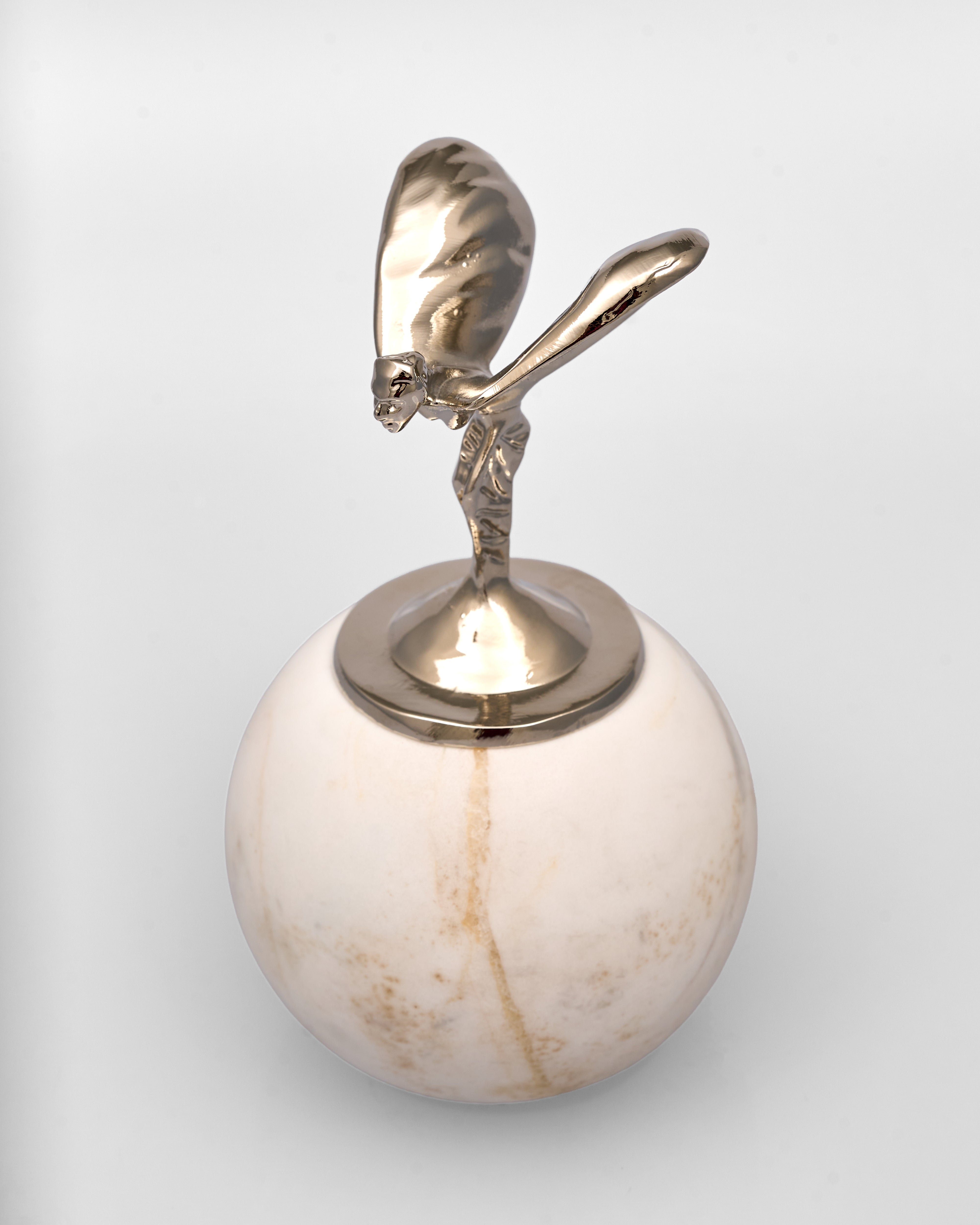 The Royal Insignia Decor Silver