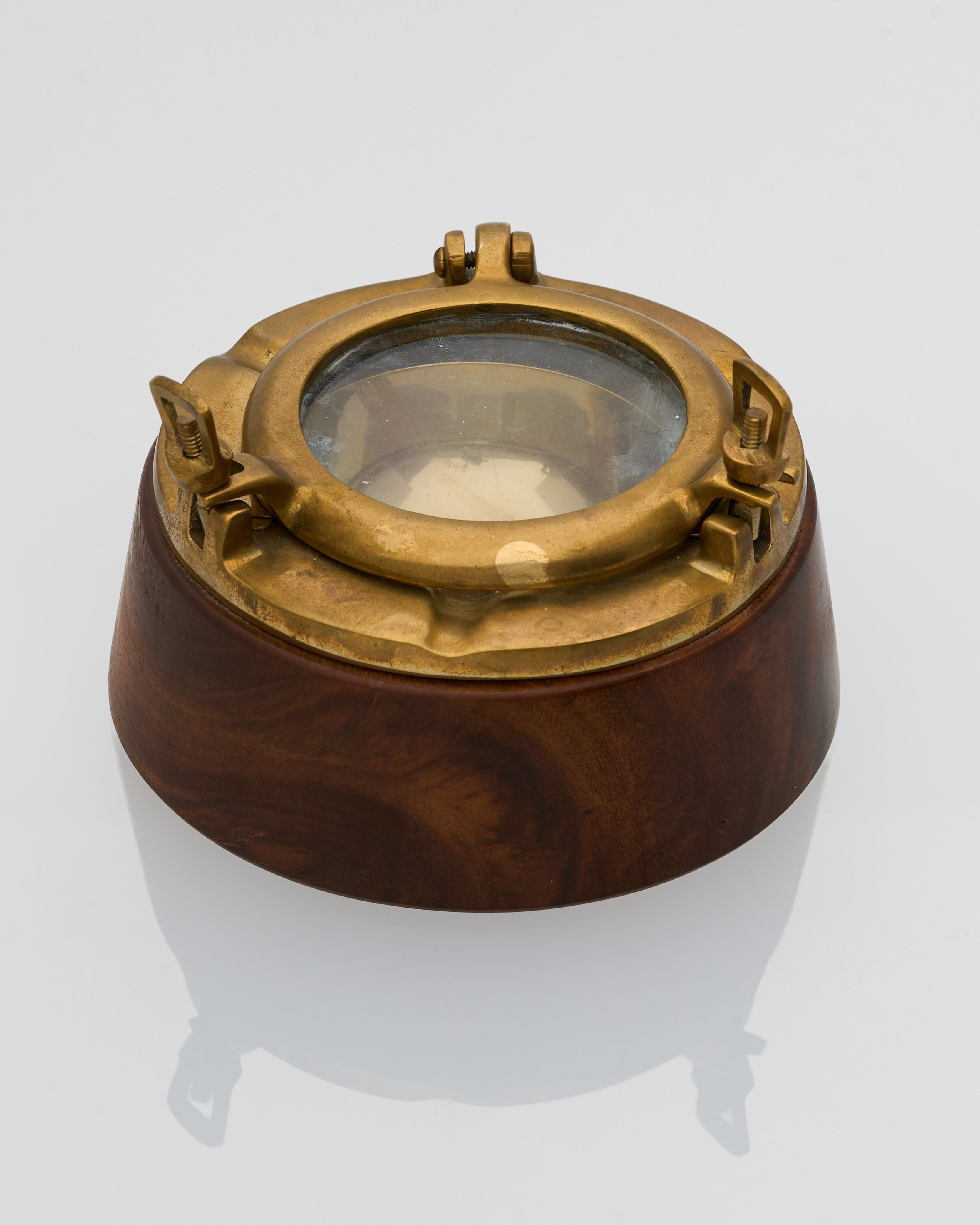 Vintage ashtray unique piece luxury home accent featuring authentic craftsmanship and timeless design
